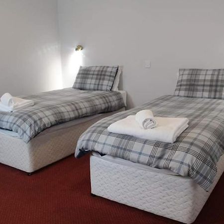The Sportsman Chalets Sholden Екстер'єр фото