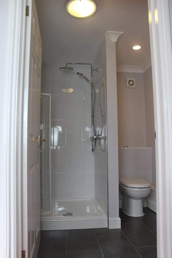 The Sportsman Chalets Sholden Екстер'єр фото