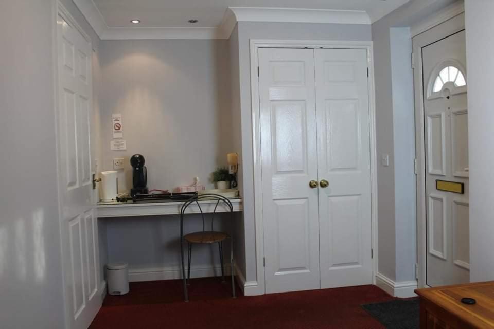 The Sportsman Chalets Sholden Екстер'єр фото